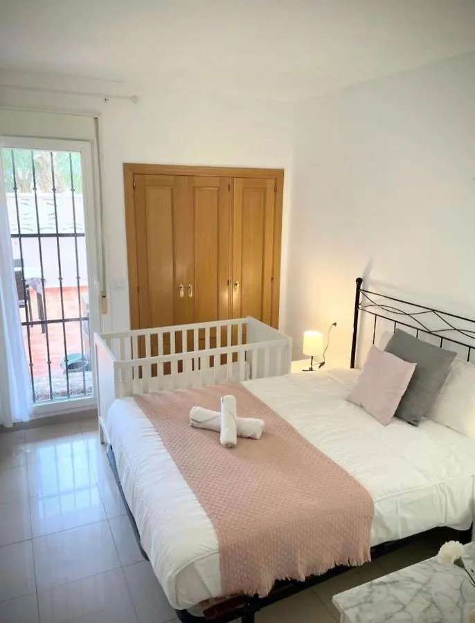 Trebol Home Estepona Apartament